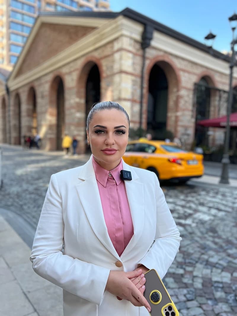 Hanna Ivanova — financial consultant